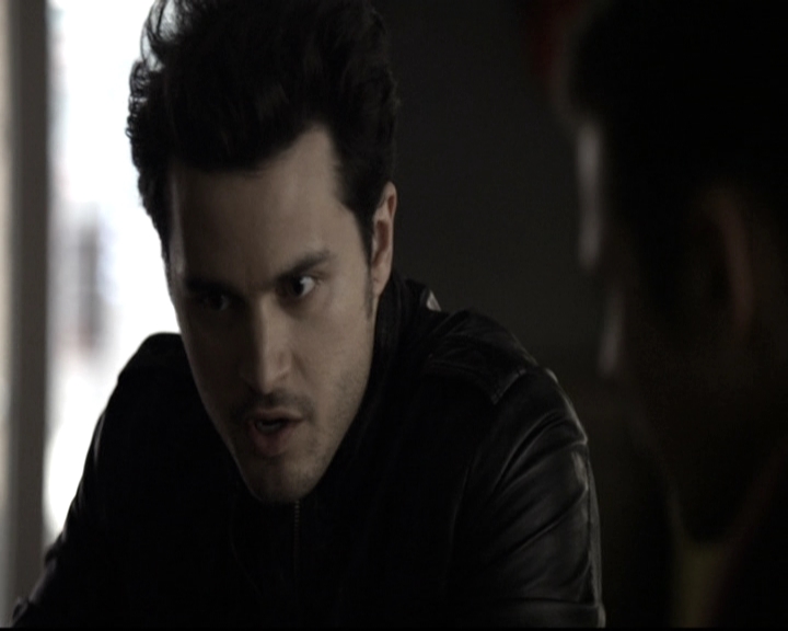 VampireDiariesWorld-dot-nl_6x09IAlone1414.jpg