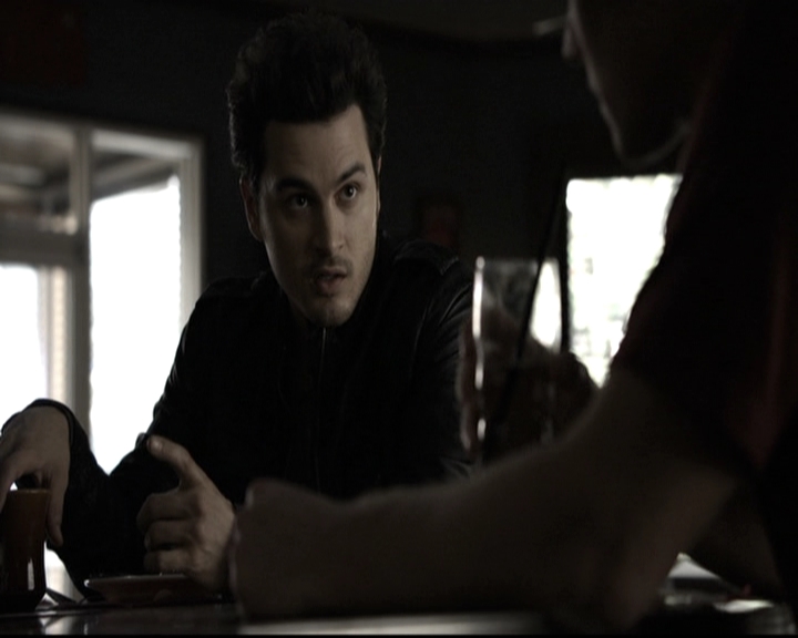 VampireDiariesWorld-dot-nl_6x09IAlone1416.jpg