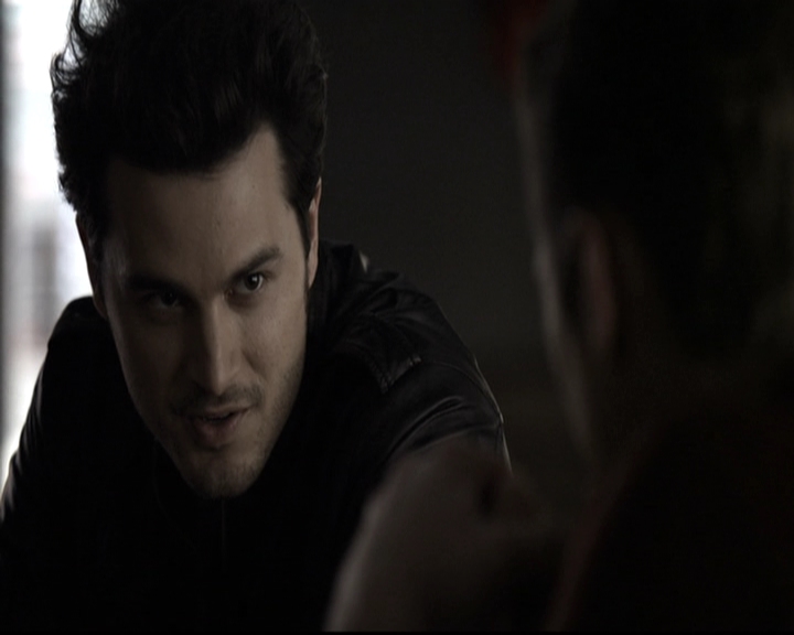 VampireDiariesWorld-dot-nl_6x09IAlone1431.jpg