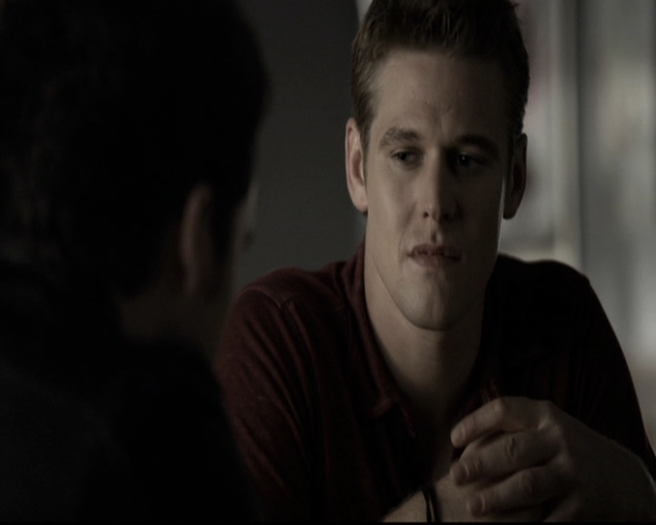 VampireDiariesWorld-dot-nl_6x09IAlone1432.jpg