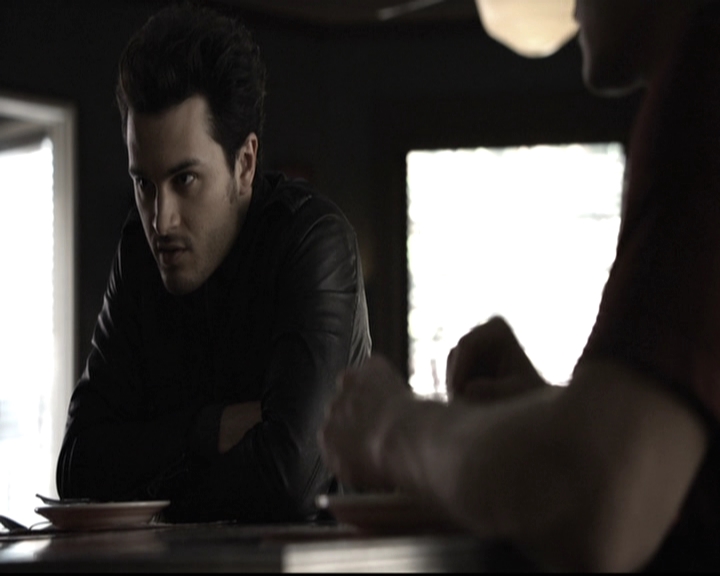 VampireDiariesWorld-dot-nl_6x09IAlone1440.jpg