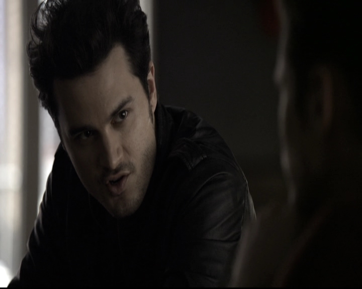 VampireDiariesWorld-dot-nl_6x09IAlone1443.jpg