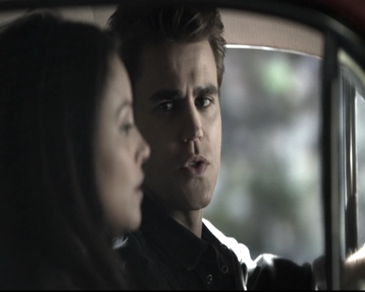 VampireDiariesWorld-dot-nl_6x09IAlone1456.jpg