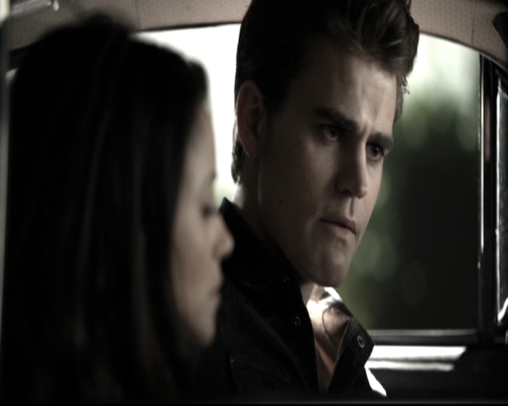 VampireDiariesWorld-dot-nl_6x09IAlone1485.jpg