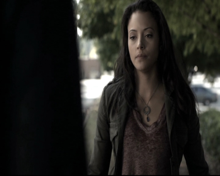 VampireDiariesWorld-dot-nl_6x09IAlone1498.jpg