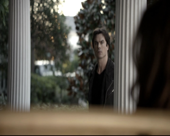 VampireDiariesWorld-dot-nl_6x09IAlone1511.jpg