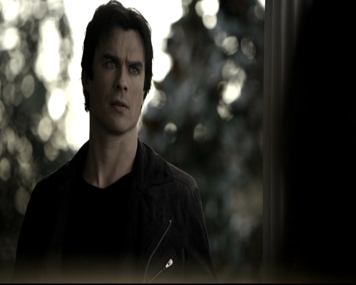 VampireDiariesWorld-dot-nl_6x09IAlone1537.jpg