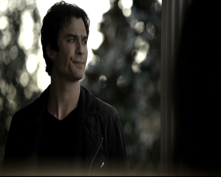 VampireDiariesWorld-dot-nl_6x09IAlone1539.jpg