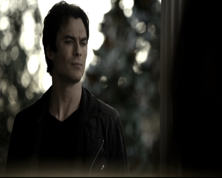 VampireDiariesWorld-dot-nl_6x09IAlone1540.jpg