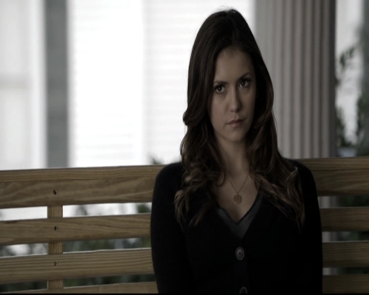 VampireDiariesWorld-dot-nl_6x09IAlone1546.jpg