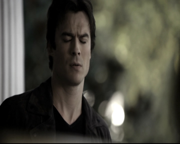 VampireDiariesWorld-dot-nl_6x09IAlone1549.jpg