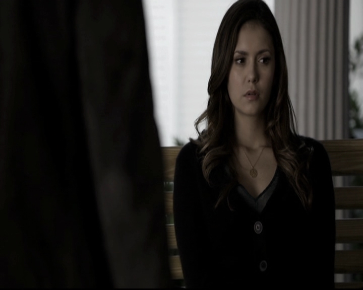 VampireDiariesWorld-dot-nl_6x09IAlone1556.jpg