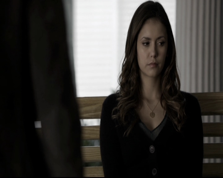 VampireDiariesWorld-dot-nl_6x09IAlone1564.jpg