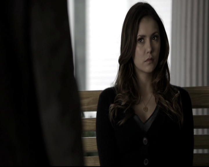 VampireDiariesWorld-dot-nl_6x09IAlone1569.jpg