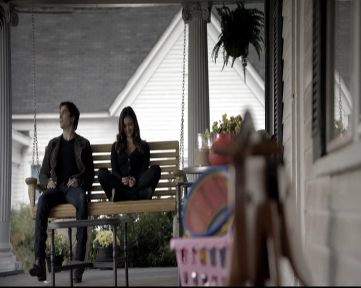 VampireDiariesWorld-dot-nl_6x09IAlone1582.jpg