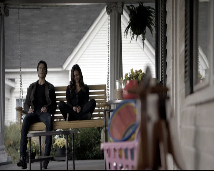 VampireDiariesWorld-dot-nl_6x09IAlone1583.jpg