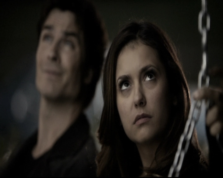 VampireDiariesWorld-dot-nl_6x09IAlone1599.jpg