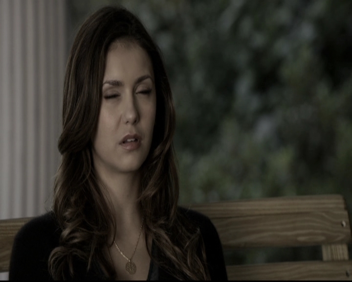 VampireDiariesWorld-dot-nl_6x09IAlone1620.jpg