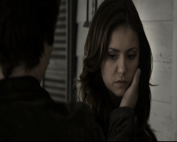 VampireDiariesWorld-dot-nl_6x09IAlone1675.jpg