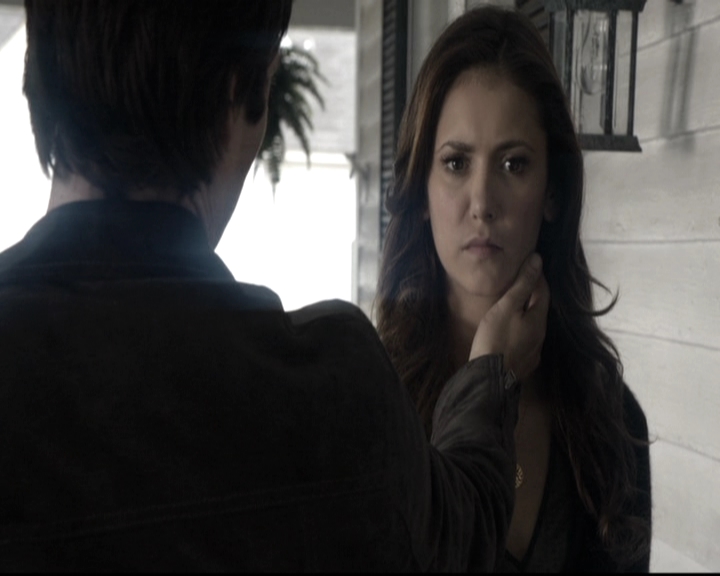 VampireDiariesWorld-dot-nl_6x09IAlone1681.jpg