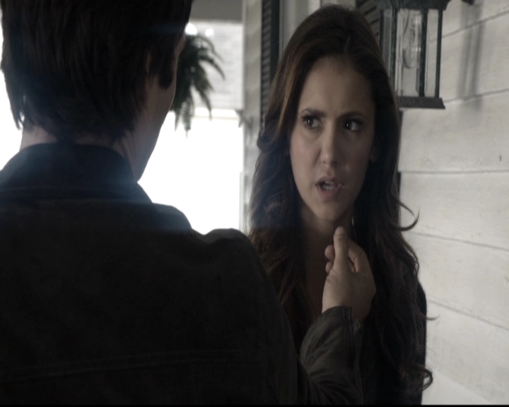 VampireDiariesWorld-dot-nl_6x09IAlone1684.jpg