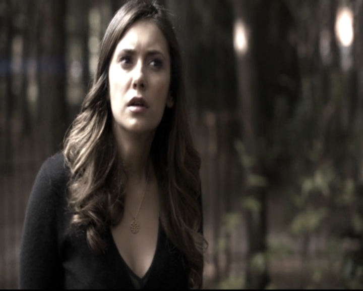 VampireDiariesWorld-dot-nl_6x09IAlone1692.jpg