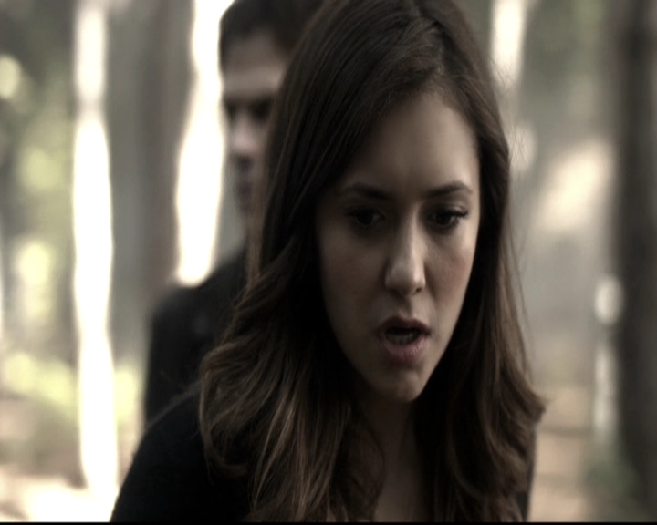 VampireDiariesWorld-dot-nl_6x09IAlone1697.jpg