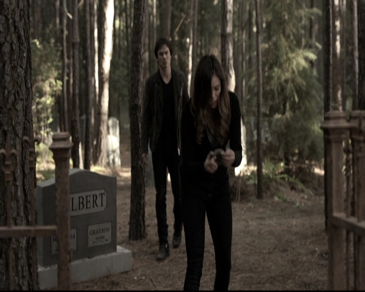 VampireDiariesWorld-dot-nl_6x09IAlone1704.jpg