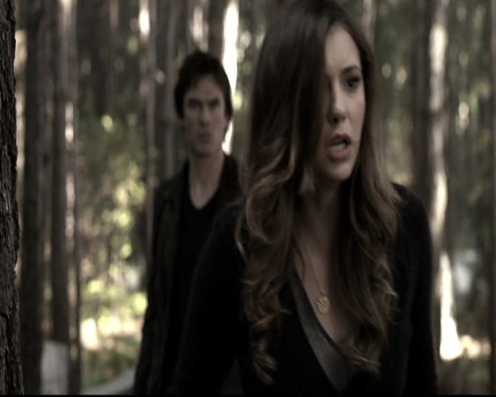 VampireDiariesWorld-dot-nl_6x09IAlone1719.jpg