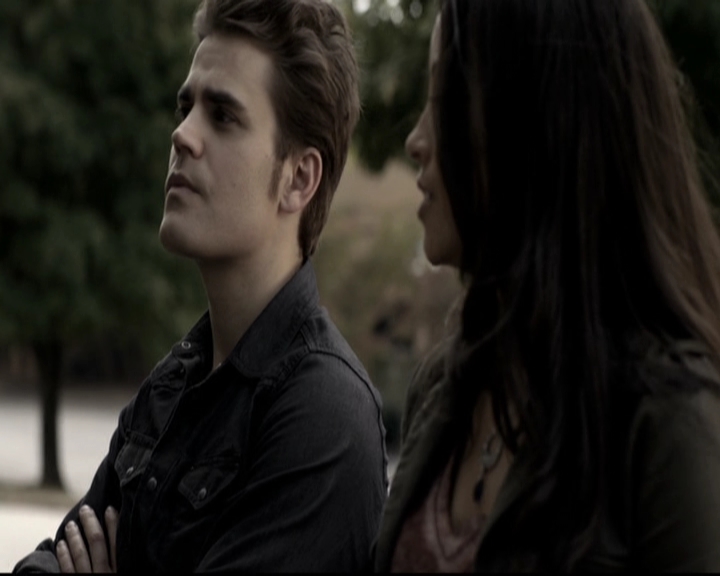 VampireDiariesWorld-dot-nl_6x09IAlone1732.jpg