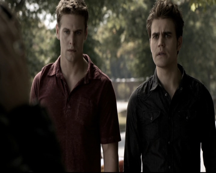 VampireDiariesWorld-dot-nl_6x09IAlone1831.jpg