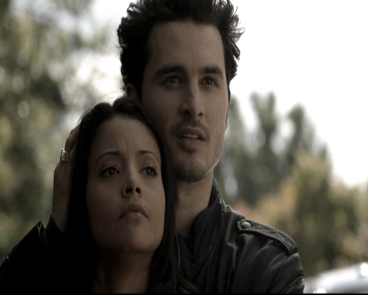 VampireDiariesWorld-dot-nl_6x09IAlone1837.jpg