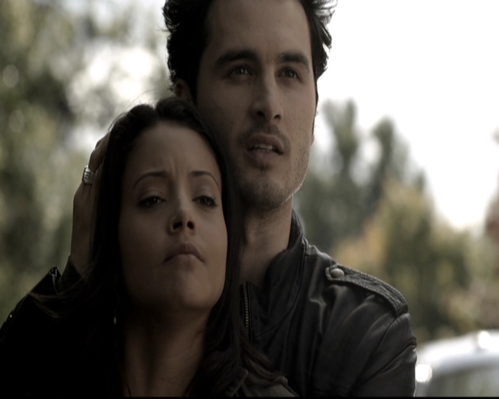 VampireDiariesWorld-dot-nl_6x09IAlone1839.jpg