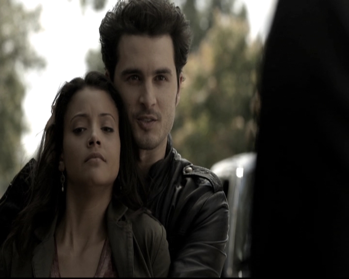 VampireDiariesWorld-dot-nl_6x09IAlone1848.jpg