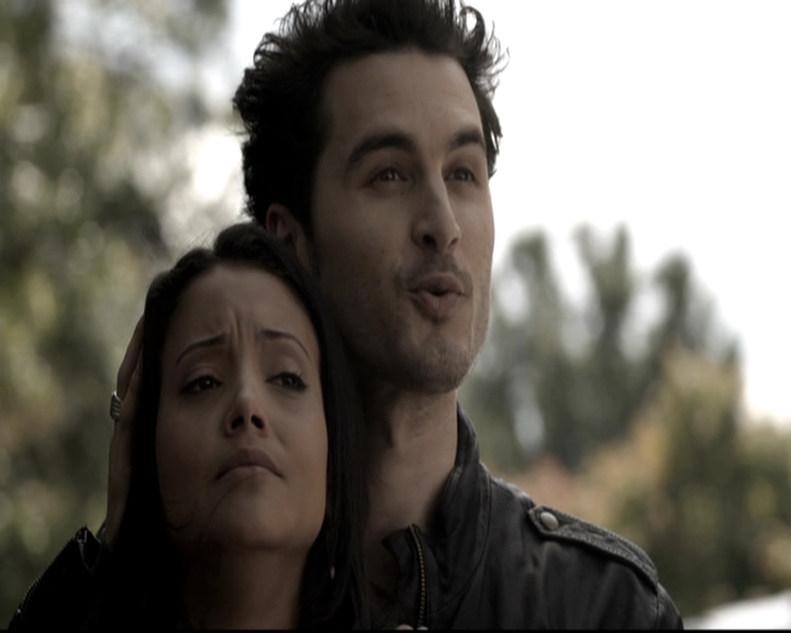 VampireDiariesWorld-dot-nl_6x09IAlone1861.jpg