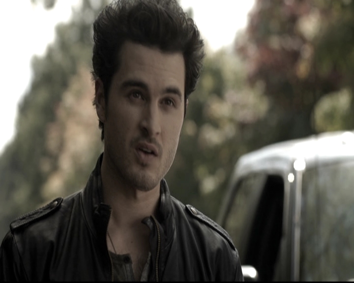 VampireDiariesWorld-dot-nl_6x09IAlone1875.jpg