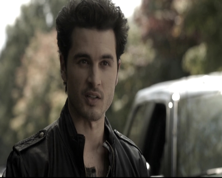 VampireDiariesWorld-dot-nl_6x09IAlone1876.jpg