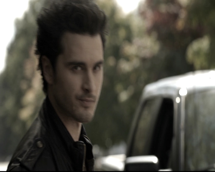 VampireDiariesWorld-dot-nl_6x09IAlone1877.jpg