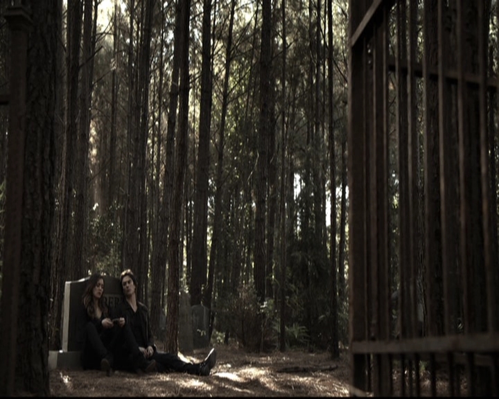 VampireDiariesWorld-dot-nl_6x09IAlone1893.jpg