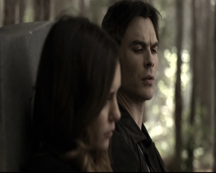 VampireDiariesWorld-dot-nl_6x09IAlone1895.jpg