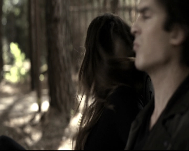 VampireDiariesWorld-dot-nl_6x09IAlone1906.jpg