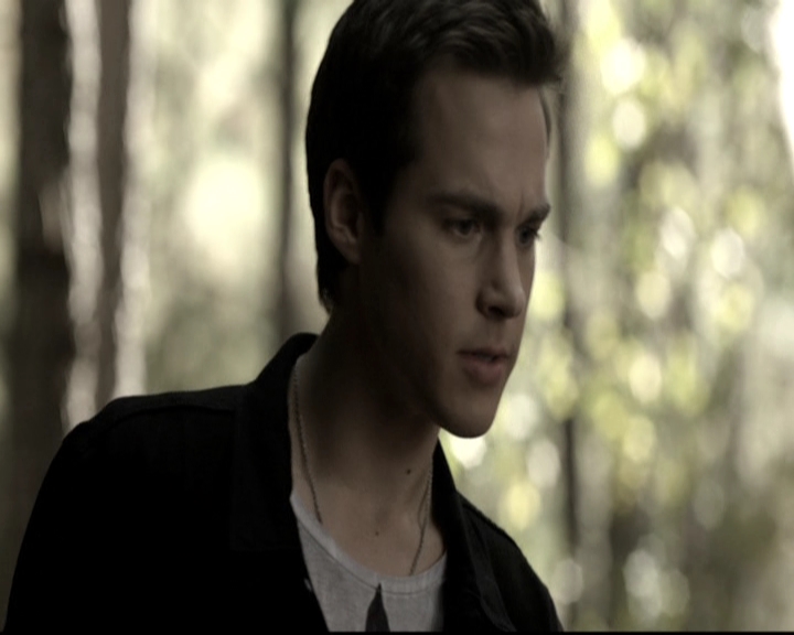 VampireDiariesWorld-dot-nl_6x09IAlone1926.jpg