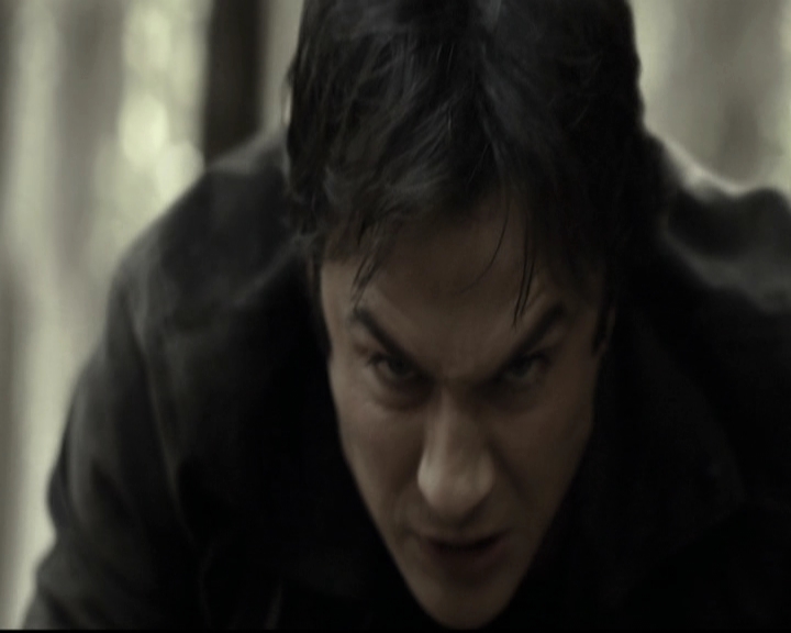 VampireDiariesWorld-dot-nl_6x09IAlone1929.jpg