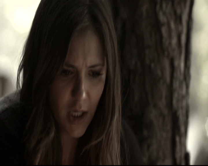 VampireDiariesWorld-dot-nl_6x09IAlone1942.jpg