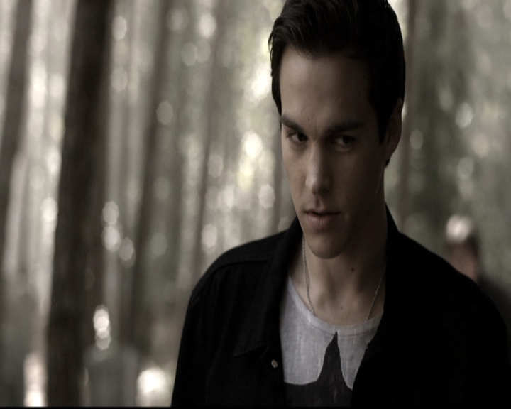 VampireDiariesWorld-dot-nl_6x09IAlone1948.jpg