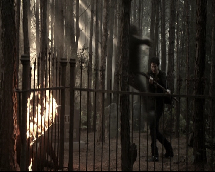 VampireDiariesWorld-dot-nl_6x09IAlone1955.jpg