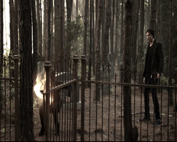 VampireDiariesWorld-dot-nl_6x09IAlone1960.jpg