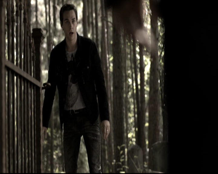 VampireDiariesWorld-dot-nl_6x09IAlone1965.jpg