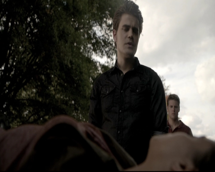 VampireDiariesWorld-dot-nl_6x09IAlone1991.jpg