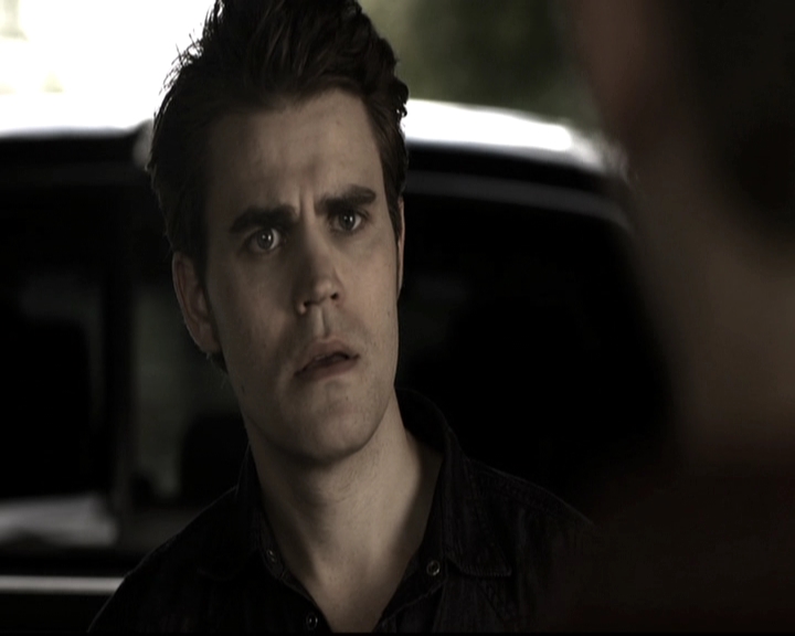 VampireDiariesWorld-dot-nl_6x09IAlone2006.jpg